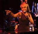 after-oscar-mary-j-blige3-elton-john-party.jpg