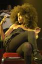 erykah-detroit-050408-2.jpg