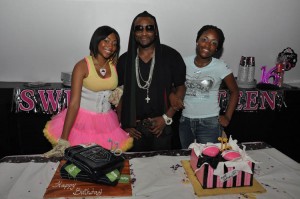 Shawty Lo & Daughters