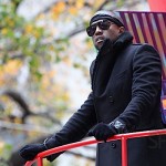 kanye-west-macys-parade-2